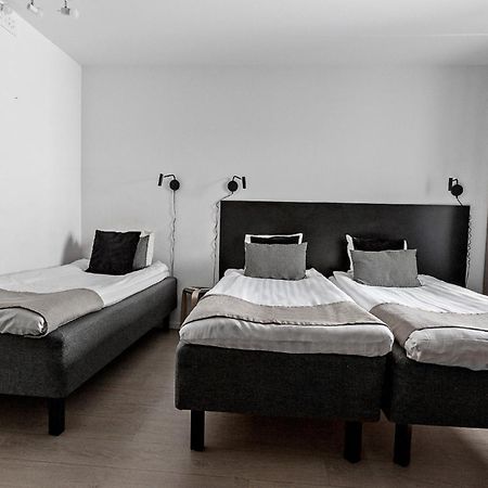 Forenom Hotel Flemingsberg - 10Min From Aelvsjoe Huddinge Exterior photo