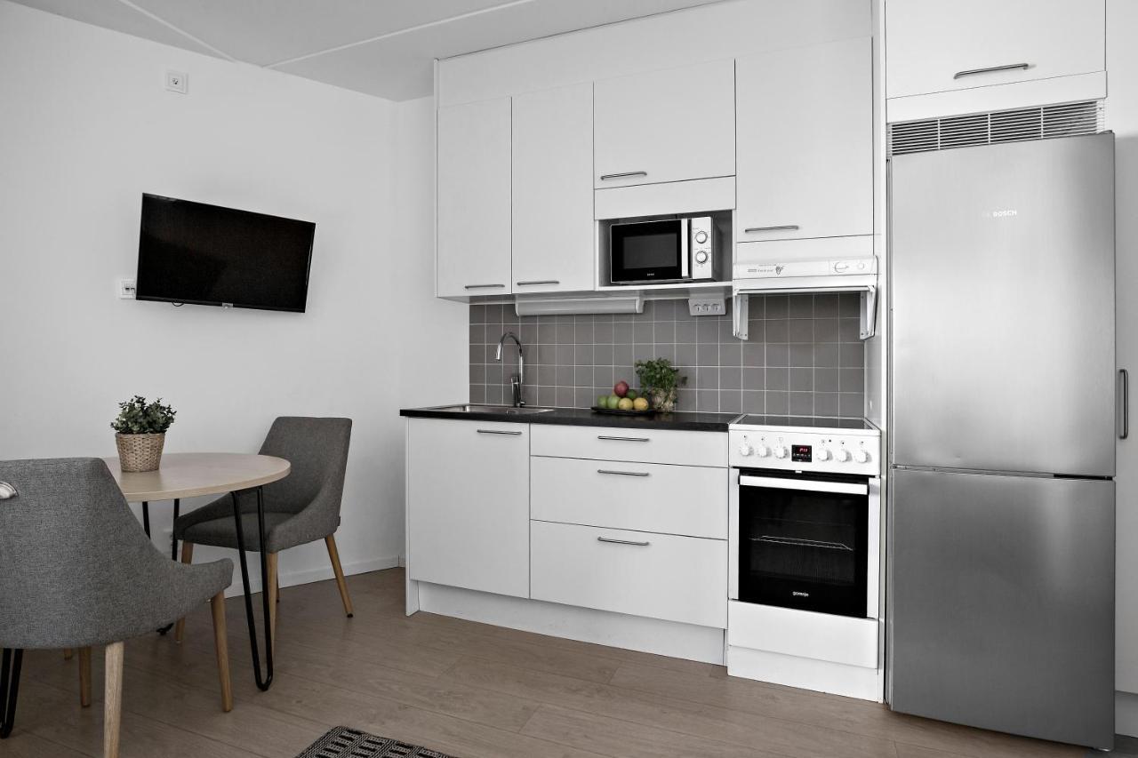 Forenom Hotel Flemingsberg - 10Min From Aelvsjoe Huddinge Exterior photo